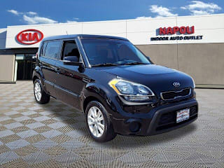 2013 Kia Soul + KNDJT2A62D7597563 2013 Kia Soul +