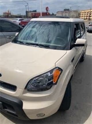 2010 Kia Soul + KNDJT2A29A7178442 2010 Kia Soul +