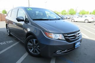 2014 Honda Odyssey Touring 5FNRL5H98EB102086 2014 Honda Odyssey Touring
