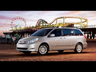 2010 Toyota Sienna XLE 5TDYK4CC7AS322871 2010 Toyota Sienna XLE