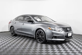 2018 Nissan Altima 2.5 S 1N4AL3AP1JC266674 2018 Nissan Altima 2.5 S