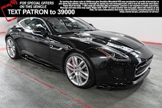 2017 Jaguar F-TYPE R SAJWJ6DL4HMK36526 2017 Jaguar F-TYPE R