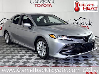 2018 Toyota Camry LE 4T1B11HK6JU582046 2018 Toyota Camry LE
