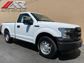 2016 Ford F-150 XL 1FTMF1C88GKE15704 2016 Ford F-150 XL