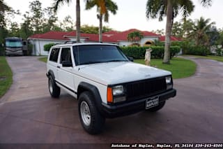 1993 Jeep Cherokee Base 1J4FT27P6PL558017 1993 Jeep Cherokee Base