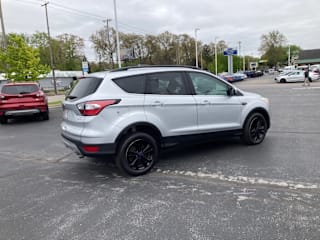 2018 Ford Escape SE 1FMCU0GD9JUB07256 2018 Ford Escape SE