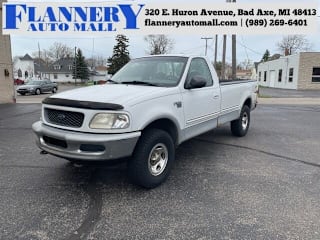 1998 Ford F-150 XL 1FTZF18W1WNA82708 1998 Ford F-150 XL