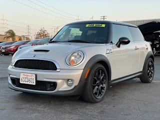2011 MINI Cooper S WMWSV3C53BTY22289 2011 MINI Cooper S