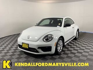 2018 Volkswagen Beetle 2.0T S 3VWFD7AT1JM725389 2018 Volkswagen Beetle 2.0T S