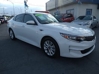 2018 Kia Optima EX 5XXGU4L36JG238774 2018 Kia Optima EX
