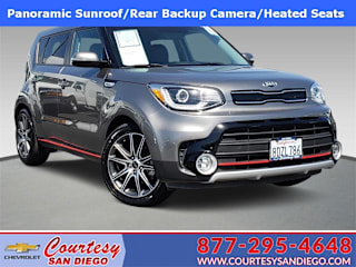 2018 Kia Soul KNDJX3AA5J7575597 2018 Kia Soul