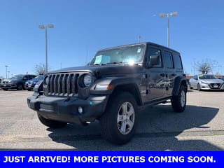 2018 Jeep Wrangler Unlimited 1C4HJXDG5JW306917 2018 Jeep Wrangler Unlimited