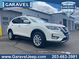 2017 Nissan Rogue SV 5N1AT2MV8HC769316 2017 Nissan Rogue SV