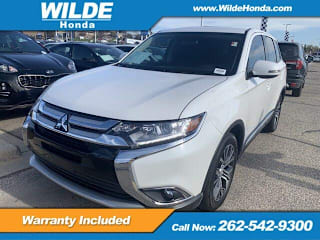 2018 Mitsubishi Outlander JA4AZ3A32JZ039104 2018 Mitsubishi Outlander