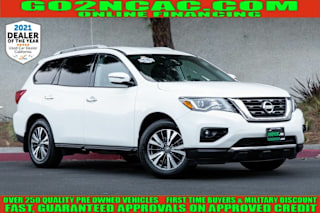 2017 Nissan Pathfinder SV 5N1DR2MN6HC630295 2017 Nissan Pathfinder SV