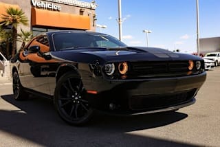2018 Dodge Challenger 2C3CDZAG0JH204557 2018 Dodge Challenger