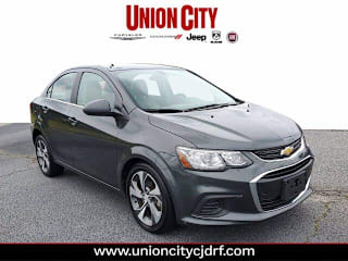 2019 Chevrolet Sonic Premier Auto 1G1JF5SB8K4128795 2019 Chevrolet Sonic Premier Auto