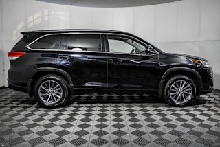 2018 Toyota Highlander XLE 5TDJZRFH9JS886619 2018 Toyota Highlander XLE