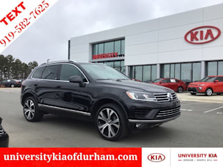 2017 Volkswagen Touareg V6 Wolfsburg WVGRF7BP4HD001645 2017 Volkswagen Touareg V6 Wolfsburg