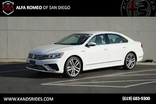 2017 Volkswagen Passat 1VWDT7A30HC043349 2017 Volkswagen Passat