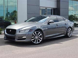 2018 Jaguar XJ R-Sport SAJWA1C71J8W15750 2018 Jaguar XJ R-Sport