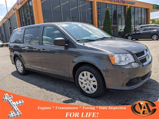 2018 Dodge Grand Caravan SE 2C4RDGBG4JR296307 2018 Dodge Grand Caravan SE