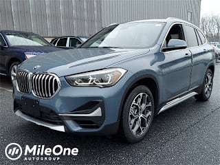 2021 BMW X1 WBXJG9C09M5T17593 2021 BMW X1