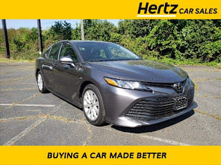 2019 Toyota Camry LE 4T1B11HKXKU770781 2019 Toyota Camry LE