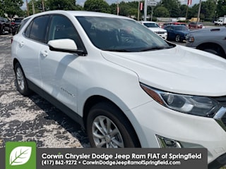 2019 Chevrolet Equinox LT 2GNAXKEV4K6123401 2019 Chevrolet Equinox LT