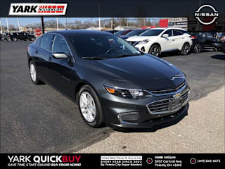 2017 Chevrolet Malibu 1G1ZE5ST0HF219944 2017 Chevrolet Malibu