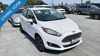 2017 Ford Fiesta SE 3FADP4EJ8HM130564 2017 Ford Fiesta SE