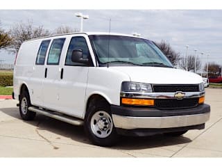 2018 Chevrolet Express Cargo 1GCWGAFG1J1910087 2018 Chevrolet Express Cargo