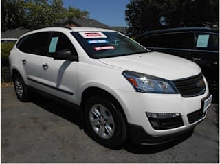 2015 Chevrolet Traverse LS 1GNKRFKD1FJ212157 2015 Chevrolet Traverse LS