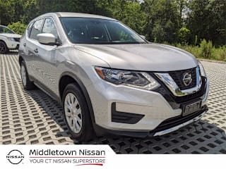 2019 Nissan Rogue S KNMAT2MV4KP526669 2019 Nissan Rogue S