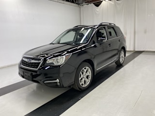 2018 Subaru Forester 2.5i Touring JF2SJAWC7JH425779 2018 Subaru Forester 2.5i Touring