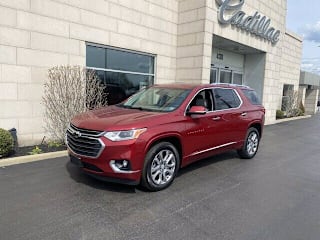 2019 Chevrolet Traverse Premier 1GNEVKKW4KJ144322 2019 Chevrolet Traverse Premier