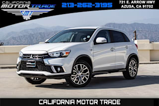 2018 Mitsubishi Outlander Sport 2.4 SE JA4AP3AWXJZ032126 2018 Mitsubishi Outlander Sport 2.4 SE