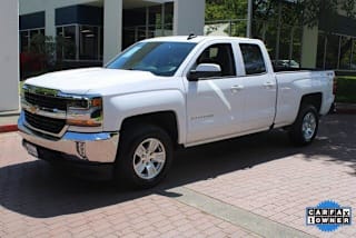 2018 Chevrolet Silverado 1500 LT 1GCVKREC2JZ122489 2018 Chevrolet Silverado 1500 LT