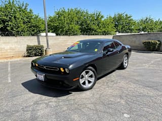 2016 Dodge Challenger SXT 2C3CDZAGXGH323466 2016 Dodge Challenger SXT