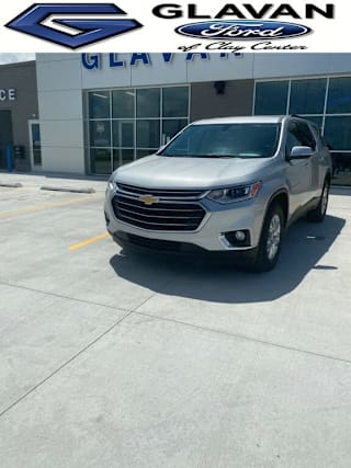 2021 Chevrolet Traverse LT Cloth 1GNEVGKW3MJ110887 2021 Chevrolet Traverse LT Cloth