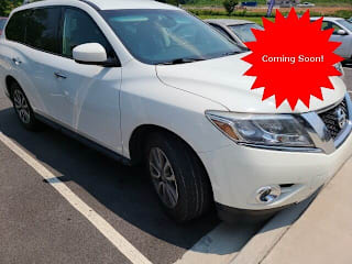 2016 Nissan Pathfinder SV 5N1AR2MN7GC617427 2016 Nissan Pathfinder SV