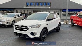 2018 Ford Escape 1FMCU9GD0JUC04088 2018 Ford Escape