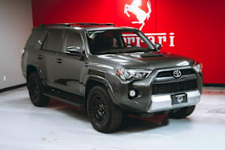 2019 Toyota 4Runner SR5 JTEBU5JR0K5706412 2019 Toyota 4Runner SR5