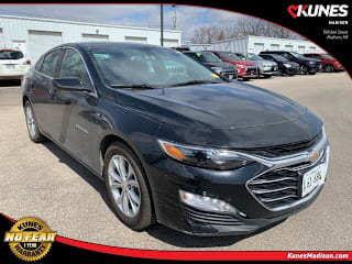 2019 Chevrolet Malibu 1G1ZD5STXKF167409 2019 Chevrolet Malibu