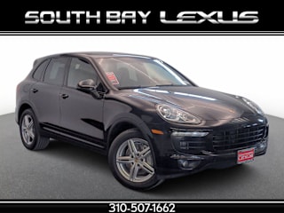 2017 Porsche Cayenne S WP1AB2A21HLA52580 2017 Porsche Cayenne S