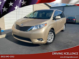 2012 Toyota Sienna XLE 8-Passenger 5TDYK3DC4CS218608 2012 Toyota Sienna XLE 8-Passenger
