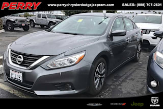 2017 Nissan Altima 2.5 SV 1N4AL3AP4HC271054 2017 Nissan Altima 2.5 SV