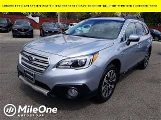 2017 Subaru Outback 3.6R Limited 4S4BSENC0H3349927 2017 Subaru Outback 3.6R Limited