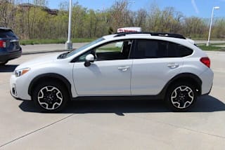 2016 Subaru Crosstrek 2.0i Premium JF2GPADC4G8326949 2016 Subaru Crosstrek 2.0i Premium