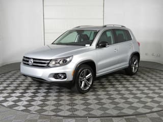 2017 Volkswagen Tiguan 2.0T Sport 4Motion WVGUV7AX2HK016168 2017 Volkswagen Tiguan 2.0T Sport 4Motion